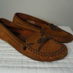 Minnetonka Women's Moccasins size 7.5